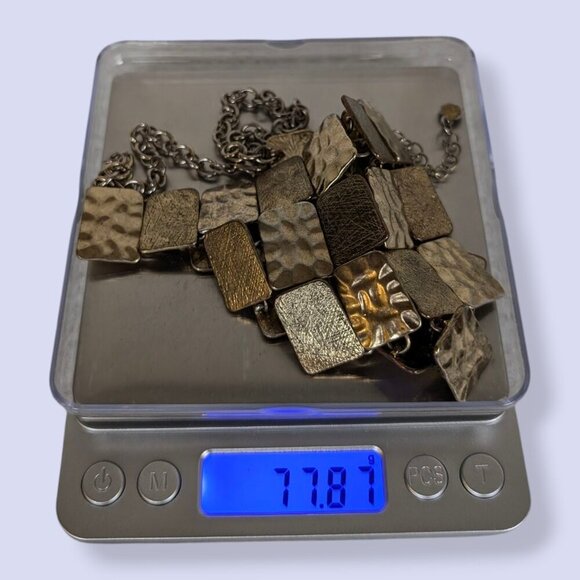 (2/$20) Bebe Hammered Bib Statement Necklace - Picture 7 of 7